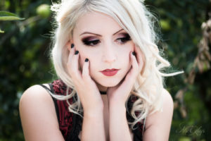 Anomaly Modèle par Nö Eelys Photo, portrait gothique romantique, maquillage par Le Boudoir de Nö